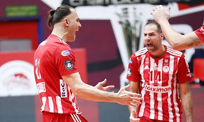 Μόνο για τη νίκη με Κνακ Ροζελάρε ο Ολυμπιακός