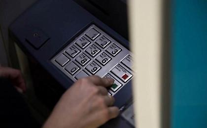 Με πρόσχημα το Market Pass «άρπαξαν» 12.000 ευρώ από λογαριασμό 91χρονου στα Χανιά