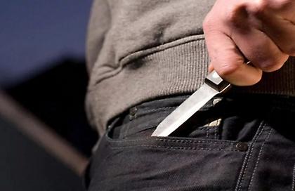 Πειραιάς: 43χρονος μαχαίρωσε υπάλληλο περιπτέρου για να τον ληστέψει - Συνελήφθη λίγο αργότερα