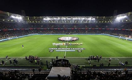 Ξεκάθαρη η ΑΕΚ: «Κανένα δακρυγόνο δεν έπεσε μέσα στο γήπεδο»