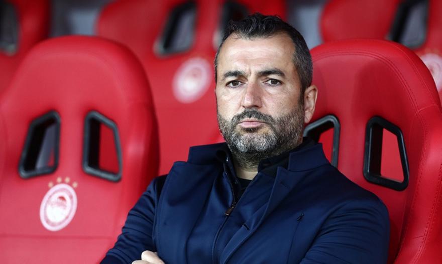 Στην πόρτα της εξόδου ο Μαρτίνεθ απ’ τον Ολυμπιακό Στην πόρτα της εξόδου ο Μαρτίνεθ απ’ τον Ολυμπιακό