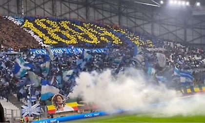 Το απίθανο κορεό των οπαδών της Μαρσέιγ απέναντι στον Άγιαξ με Μπομπ Μάρλεϊ που… κάπνιζε! (video)