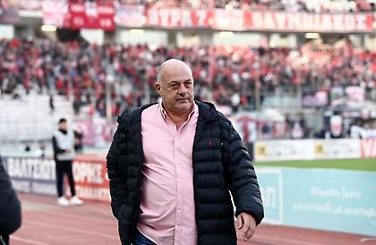 Μπέος: «Ντροπή αυτή η εικόνα, έπαιξε ρόλο η αστυνομία. Δεν μπορούσαν να αναπνεύσουν οι παίκτες»