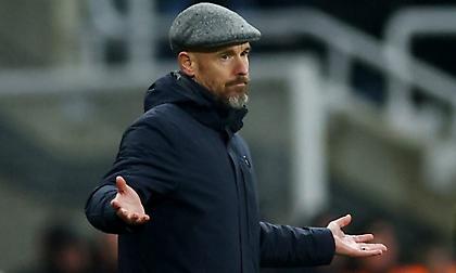 Τεν Χαγκ: Στα πολλά παιχνίδια απέδωσε την ήττα της Μάντσεστερ Γιουνάιτεντ από τη Νιούκαστλ