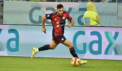 Ανοίγει το σκορ με... άπιαστη απευθείας εκτέλεση φάουλ ο Λυκογιάννης!