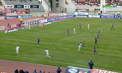 Καλό σουτ του Φορτούνη, λίγο άουτ η μπάλα