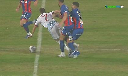 Δεύτερη κίτρινη για τον Μύγα, με 10 παίκτες και ο Βόλος