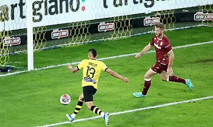 Από μηχανής... Μπράμπετς έβαλε «στοπ» σε σουτ του Πινέδα!