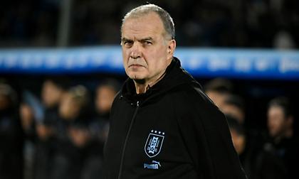 Μπιέλσα: «Αυτή είναι η δυσκολότερη θέση για να βρεις ποδοσφαιριστή»