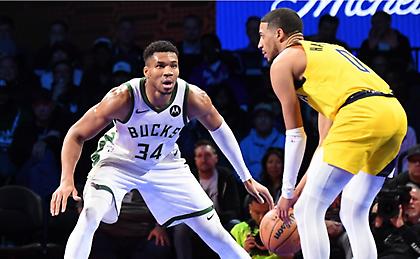 Τέζαραν τους Μπακς με φοβερό Χαλιμπέρτον και πήγαν τελικό οι Πέισερς-Δεν έφταναν οι 37 του Γιάννη