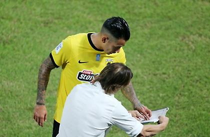 Κετσετζόγλου: «Περιμένουμε Αραούχο έτοιμο για Άγιαξ»