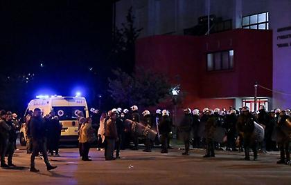 Σε κρίσιμη κατάσταση ο αστυνομικός - Δεν έγινε το δεύτερο χειρουργείο