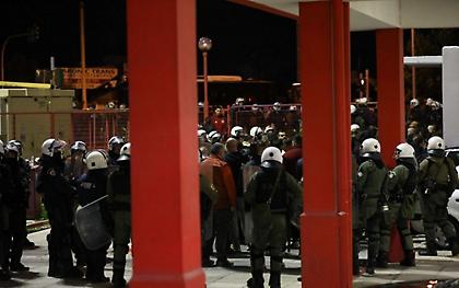 ΕΛ.ΑΣ. για τις προσαγωγές: «Ανάμεσά τους βρίσκεται ο δράστης της δολοφονικής επίθεσης στον αστυνομικό»