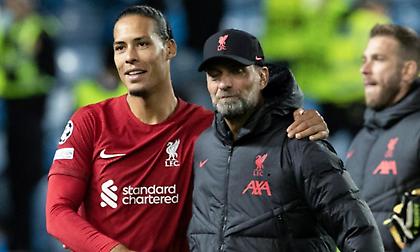 Θόλωσε τα νερά για την αγορά στόπερ ο Κλοπ: «Πείτε μου έναν σύλλογο που θα πουλούσε κορυφαίο αμυντικό»