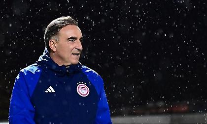 Νικολακόπουλος: «Δέκα μέρες ζήτησε ο Καρβαλιάλ για τις μεταγραφές στον Ολυμπιακό»