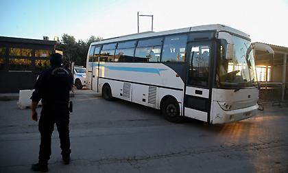 Ρέντη: Συνελήφθη για διακίνηση μεταναστών προσαχθείς για τα επεισόδια