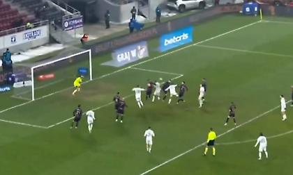 Σκόραρε ο Σταυρόπουλος στον ελληνικό «εμφύλιο» με Κουλούρη-Κούτρη