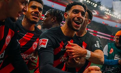 Πάγωσε την Μπάγερν με τρία γκολ μέχρι το 36' η Άιντραχτ!