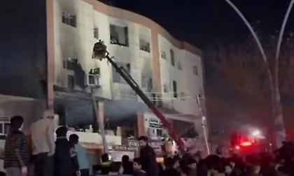 Ιράκ: Τουλάχιστον 14 νεκροί από πυρκαγιά σε φοιτητική εστία στη βόρεια πόλη Σοράν