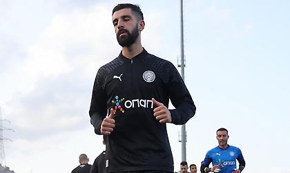 Ασκήσεις με τη μπάλα στον ΟΦΗ