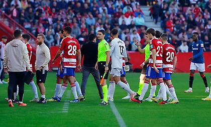 Σοκ στο Γρανάδα-Μπιλμπάο: Οριστική διακοπή στο ματς λόγω θανάτου οπαδού στις κερκίδες