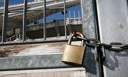 Κεκλεισμένων των θυρών για δυο μήνες τα ματς πρωταθλήματος - Με κόσμο τα ευρωπαϊκά πλην του Ολυμπιακός-Μπάτσκα