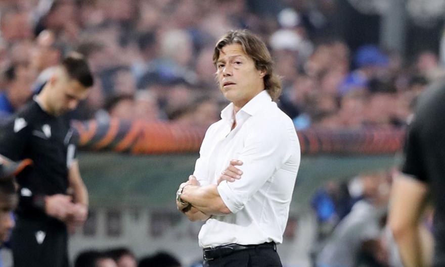 Τσακίρης: «Θα παίξει με την ταυτότητά της η ΑΕΚ και… ό,τι βγει - Αυτά είναι τα διλήμματα του Αλμέιδα για την ενδεκάδα»