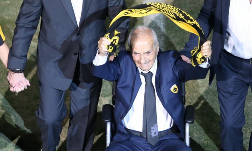 Τσακίρης: «Μεγάλωσε την ΑΕΚ ο Νεστορίδης»