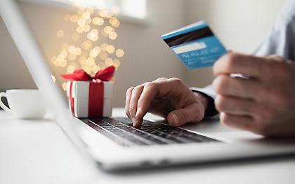 ΑΑΔΕ: Στη φορολοταρία των Χριστουγέννων 12 τυχεροί θα κερδίσουν από 100.000 ευρώ