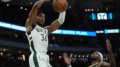 Ιστορική εμφάνιση του Γιάννη, με 64 πόντους και ρεκόρ καριέρας, διέλυσε τους Πέισερς!