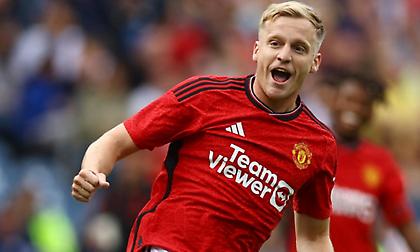 Έκλεισε ο δανεισμός του Φαν Ντε Μπέικ στην Αϊντραχτ Φρανκφούρτης