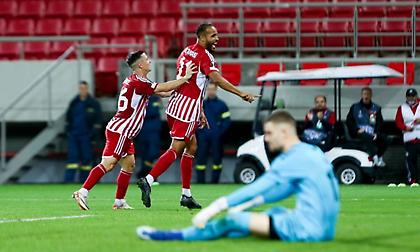 Τα καλύτερα στιγμιότυπα από την επιβλητική νίκη του Ολυμπιακού κόντρα στην Μπάτσκα Τόπολα