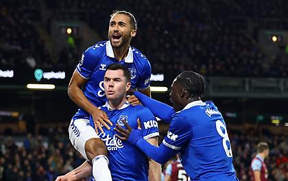 Πέρασε και από το «Τερφ Μουρ» και συνεχίζει την πορεία… πρωταθλητισμού η Έβερτον!