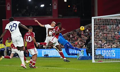 Πέρασε από το Νότιγχαμ και βύθισε τη Φόρεστ η Τότεναμ