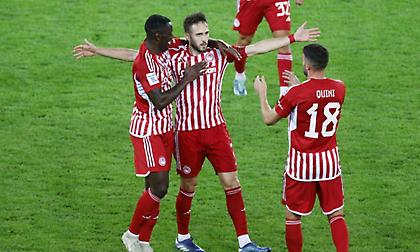 Νικολακόπουλος: «Αυστηρά 50-50 οι πιθανότητες για Ολυμπιακό και Φερεντσβάρος που είναι μια πολύ καλή ομάδα»