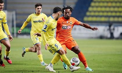 Ντέμης: «Πρώτη η ΑΕΚ σε όλες τις κατηγορίες - Κανείς προπονητής δεν μπορεί να αντιμετωπίσει λάθη ή χαμένες ευκαιρίες»