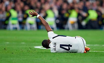 Σοκ στη Ρεάλ Μαδρίτης, έπαθε ρήξη χιαστού και χάνει τη σεζόν & το Euro ο Αλάμπα!