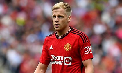 Στη Φρανκφούρτη ο Φαν Ντε Μπέικ, πάει δανεικός στην Άιντραχτ