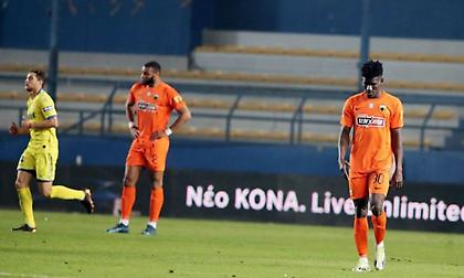 ΑΕΚ: Απογοητευμένη και λαβωμένη στρέφεται σε Πανσερραϊκό