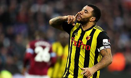 Ποδοσφαιριστής και πρώτος προπονητής ταυτόχρονα στην Φόρεστ Γκριν ο Τρόι Ντίνι!