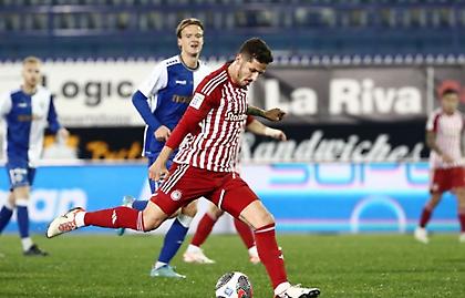 Νικολακόπουλος: «Όταν παίζεις με δέκα παίκτες και πετάς όλο το πρώτο ημίχρονο…»