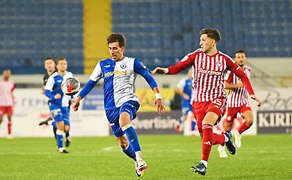 Ρέτσος: «Είδαμε δύο τρεις υποψίες για πέναλτι, που ίσως δεν κοιτάχτηκαν καν στο VAR»