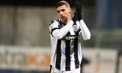 Ντεσπόντοφ: «Μεγαλύτερη η πίεση τώρα που είμαστε πρώτοι αλλά μπορούμε να το διαχειριστούμε»