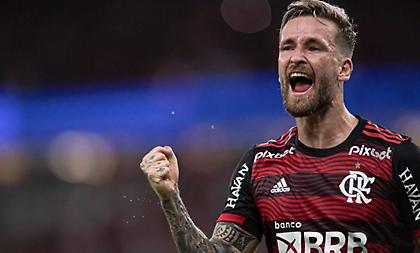 «Δύσκολο να κρατήσει η Φλαμένγκο τον Λέο Περέιρα μετά και το ενδιαφέρον του Ολυμπιακού»