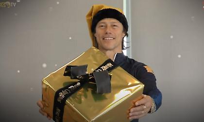 «Καλά Χριστούγεννα» σε… όλες τις γλώσσες από την ΑΕΚ