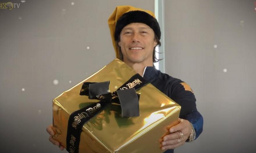 ΑΕΚ: Οι Χριστουγεννιάτικες ευχές σε όλες τις γλώσσες