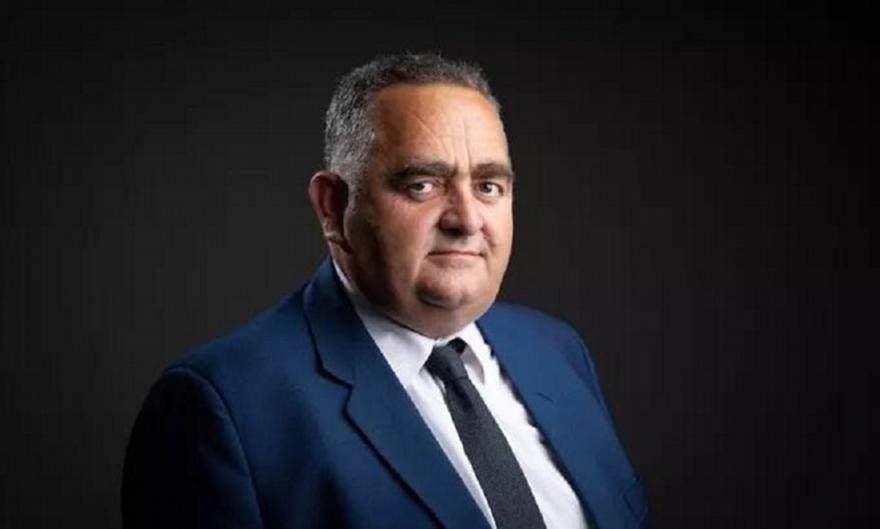 Xειμάρρα: Παραίτηση του ηττημένου δημάρχου - Aγνοεί τον Μπελέρη και διορίζει άλλον ο Ράμα