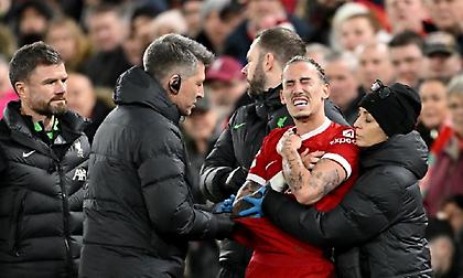 Ανησυχία για Τσιμίκα στη Λίβερπουλ: Έπεσε πάνω στον Κλοπ και έγινε εσπευσμένα αλλαγή