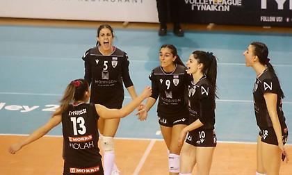 Έβαψε ασπρόμαυρο το ντέρμπι των Δικεφάλων για την Volley League γυναικών ο ΠΑΟΚ!