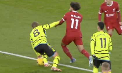 Επιτροπή Διαιτησίας για χέρι του Έντεγκααρντ: «Ήταν λάθος των διαιτητών, έπρεπε να δοθεί πέναλτι με παρέμβαση των VAR»